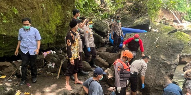 Evakuasi Jasad Korban Hanyut di Sungai Badeng Banyuwangi Butuh Lima Jam