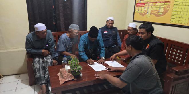 Terduga Pelaku Pemalakan Wisatawan asal Surabaya Minta Maaf, Teken Surat Pernyataan di Hadapan Polisi