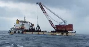 Satpolairud Polresta Banyuwangi Patroli Selat Bali, Awasi Persiapan Pengangkatan Bangkai KMP Tunu Pratama Jaya