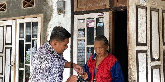 Asn Berbagi di Banyuwangi: Turunkan Angka Kemiskinan, Tumbuhkan Empati Aparatur
