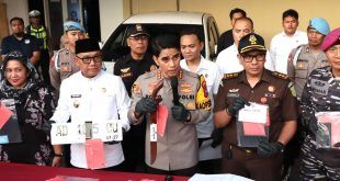 Jelang Lebaran, Polresta Banyuwangi Musnahkan Ribuan Liter Miras dan Puluhan Knalpot Brong