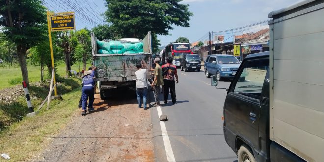 Kecelakaan Beruntun Lima Kendaraan Terjadi di Jalur Nasional Banyuwangi–Situbondo, Satu Orang Luka Berat