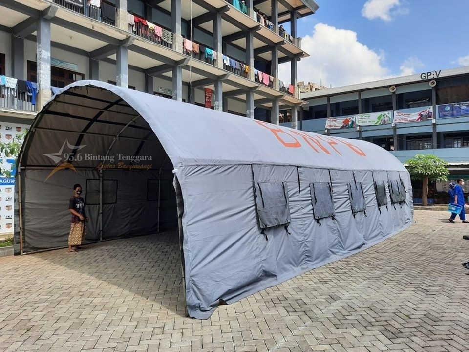 Tenda BPBD di Pondok Pesantren Blokagung Tegalsari. (Foto. Eka Muharam)