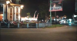 Kegiatan Pengajian yang berlangsung malam ini di sekitaran lapangan Tegaldlimo. (Foto. Aan Turianto)
