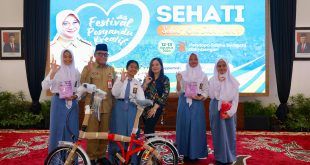 Tasya Kamila dalam sesi Bincang Sehat yang merupakan rangkaian dari Festival Posyandu dari Pemkab Banyuwangi. (Foto. Istimewa)