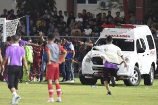 Pemukulan wasit terjadi saat laga Cabor Sepak Bola antara Sulawesi Tengan dengan Banda Aceh. (Foto. Istimewa)