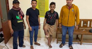 Unit Reskrim Polsek Muncar mengamankan pelaku Begal yang meresahkan warga. (Foto. Polsek Muncar)