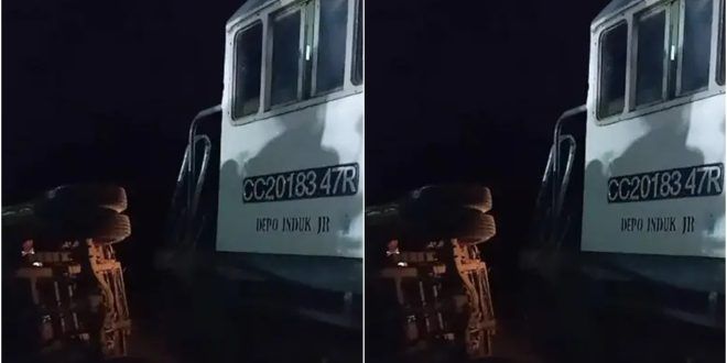 Truk Tertemper Kereta Api di perlintasan sebidang Dusun Jurang Jero, Desa Kalirejo, Kecamatan Kabat. (Foto. Istimewa)