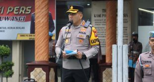 Upacara kenaikan pangkat pengabdian anggota, yang dipimpin langsung Kapolresta Banyuwangi, Kombes Pol Rama Samtama Putra. (Foto. Istimewa)