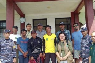 Empat nelayan asal Muncar yang berhasil selamat saat kapal motornya mengalami insiden laka laut di perairan selat Bali. (Foto. Humas Polsek Tegaldlimo)