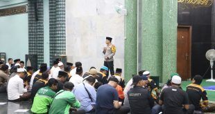 Ratusan Warga Hadiri Doa Bersama Banyuwangi Damai untuk Mengenang Affan Kurniawan