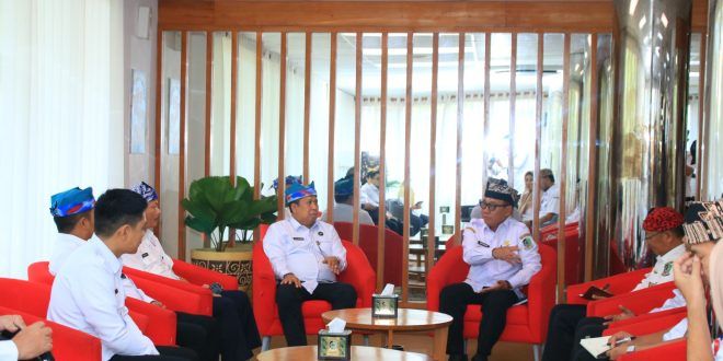 Gelar Audiensi ke Pemkab dan DPRD Banyuwangi, Deputi Bidang Koordinasi Keimigrasian dan Pemasyarakatan Bahas Pentingnya Penguatan Koordinasi dan Sinergi