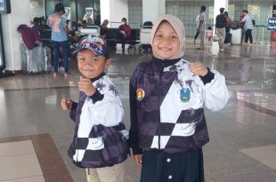 Moncer! Dua Bocah Atlet Cilik Catur Banyuwangi Wakili Jawa Timur di Kejurnas Mamuju