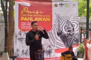 Kapolresta Banyuwangi Bacakan Puisi “Pahlawan Itu Bernama Rakyat” di Gelaran Puisi Lentera Sastra Untuk Pahlawan