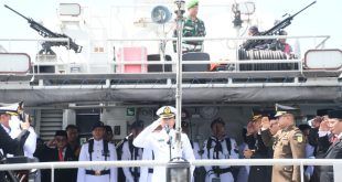 Peringati Hari Pahlawan, Forpimda Tabur Bunga di Selat Bali