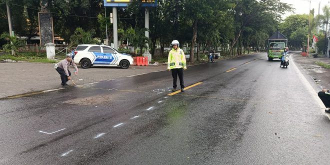 Kecelakaan Maut di Pintu Masuk Terminal Sritanjung, Satu Pengendara Tewas di Tempat