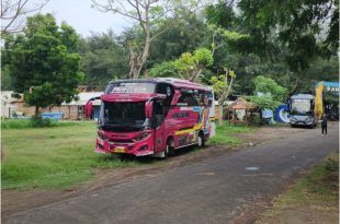 Wisatawan Lansia "Disandera" dan Dipaksa Bayar Uang Tambahan di Pantai Bangsring, Banyuwangi