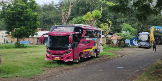 Wisatawan Lansia "Disandera" dan Dipaksa Bayar Uang Tambahan di Pantai Bangsring, Banyuwangi