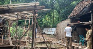 Hujan dan Angin Kencang Landa Situbondo Dapur Rumah Warga Roboh