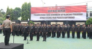 72 Personil Polresta Banyuwangi Terima Satyalancana, Kapolresta Ajak Jaga Loyalitas